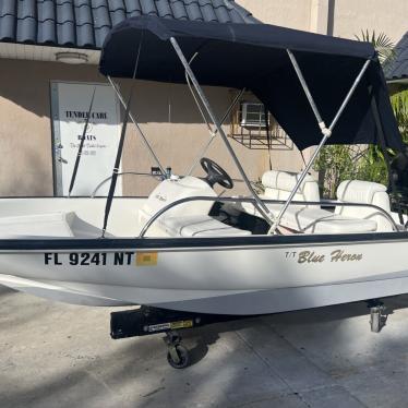 2008 Boston Whaler 130 sport