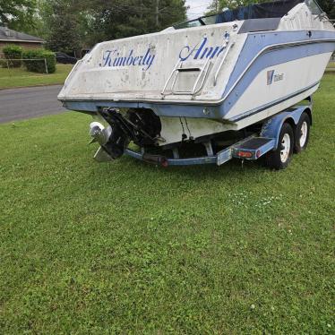 1983 Wellcraft 23ft boat