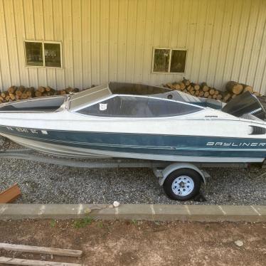 1991 Bayliner 18ft boat