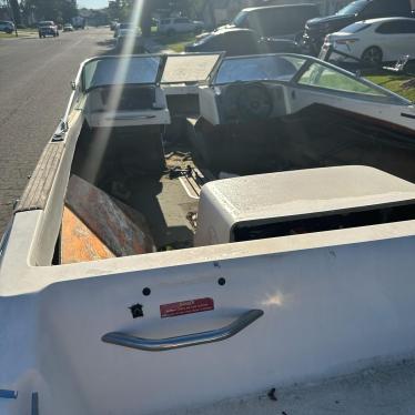 1992 Sea Ray 18ft boat