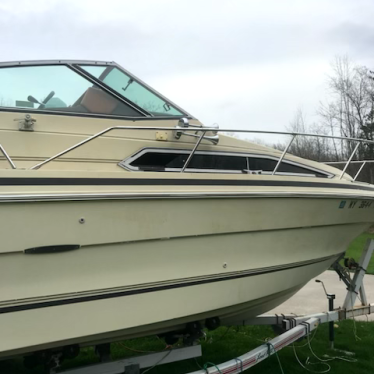 1985 Sea Ray 240 sundancer