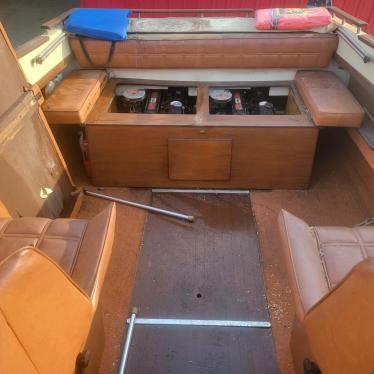 1977 Sea Ray 24ft boat