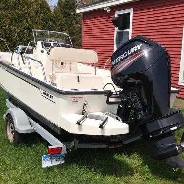 2018 Boston Whaler