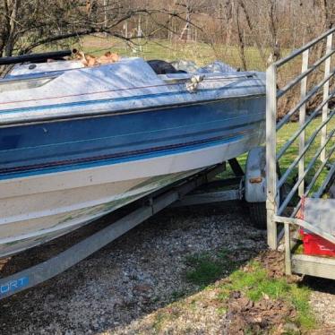 1988 Starcraft 18ft boat