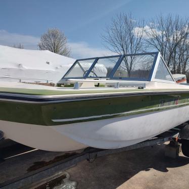 1974 Starcraft 15ft boat