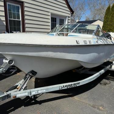 1975 Wellcraft 18ft boat