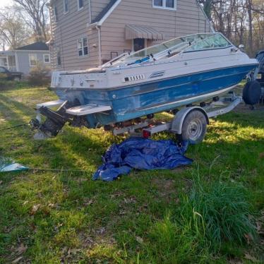 1986 Sea Ray 19ft boat