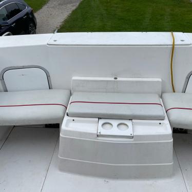 1994 Bayliner classic 24 express cruiser