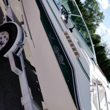 1989 Sea Ray 17ft boat