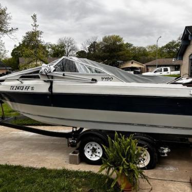 1988 Rinker 19ft boat