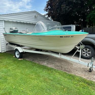 1963 Starcraft 16ft boat