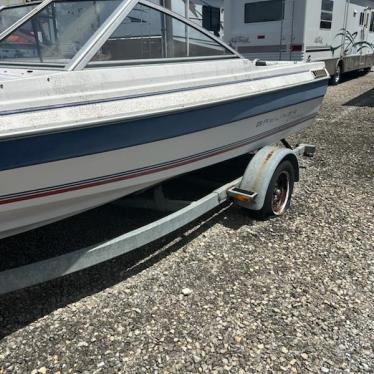 1993 Bayliner 18ft boat