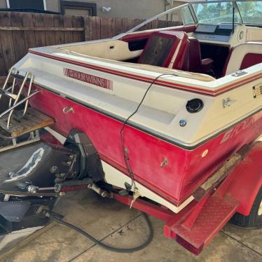 1988 Four Winns 16ft boat