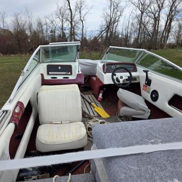 1989 Sea Ray 16ft boat