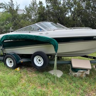 1998 Four Winns 18ft boat