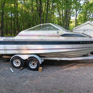 1986 Bayliner 21ft boat