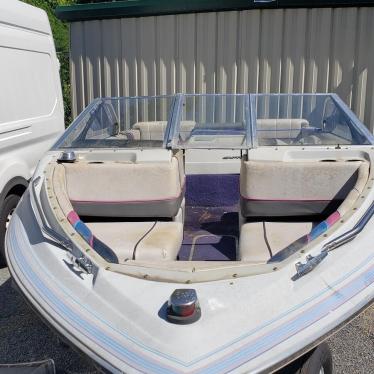 1989 Bayliner 17ft boat