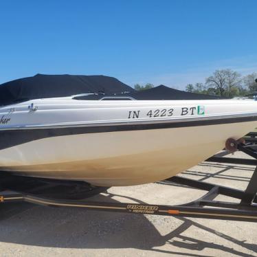 2001 Rinker 212 captiva bow rider