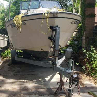 1979 Glastron 21ft boat