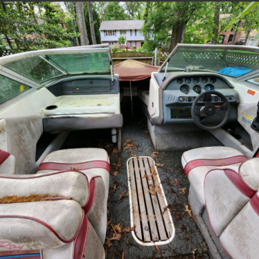 1993 Sea Ray 22ft boat