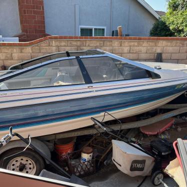 1988 Bayliner capri 17ft boat