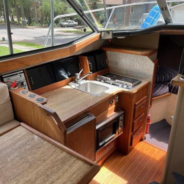 1984 Bayliner 28ft boat