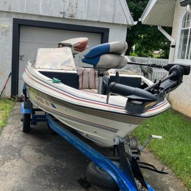 1985 Bayliner 14ft boat