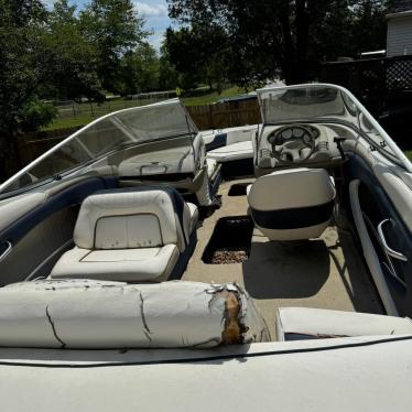 1996 Bayliner 22ft boat