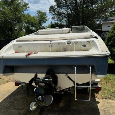 1996 Bayliner 22ft boat