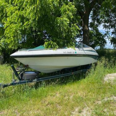 1997 Crownline 21ft boat