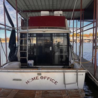 1978 Trojan 32ft boat