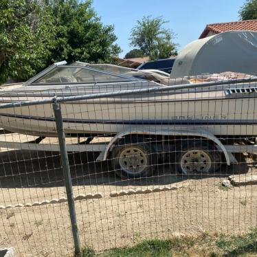 1984 Bayliner 18ft boat