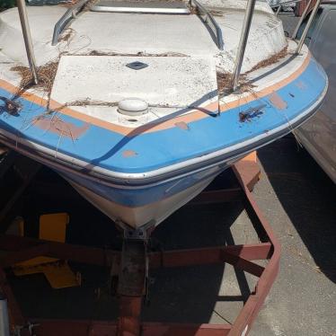 1987 Sea Ray 24ft boat