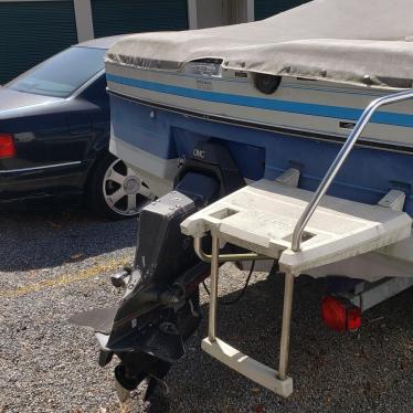 1989 Bayliner 17ft boat