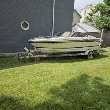 1987 Regal 18ft boat