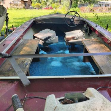 1976 Starcraft 14ft boat