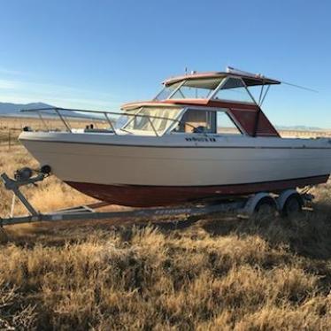 1973 Bayliner 24ft boat