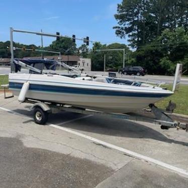 1988 Bayliner 15ft boat