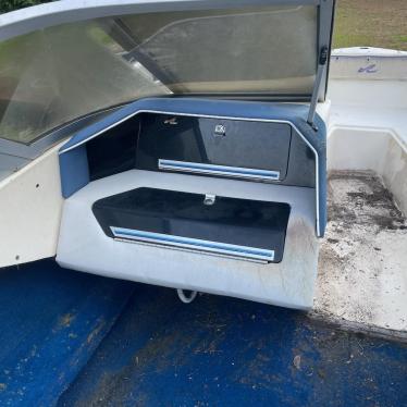 1988 Sea Ray 23ft boat