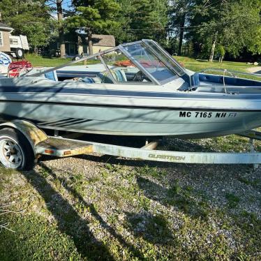 1987 Glastron 16ft boat