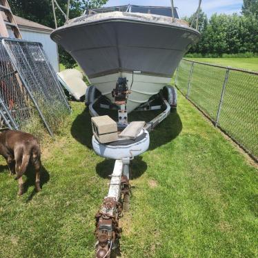 1985 Four Winns sundowner 22ft boat