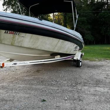 1995 Sea Ray 16ft boat