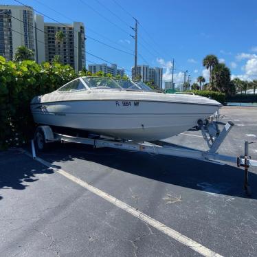 2005 Stingray 19ft boat