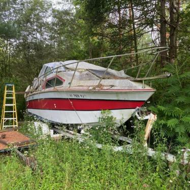 1985 Chaparral 23ft boat