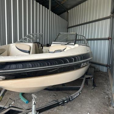 2004 Glastron 18ft boat