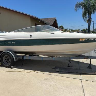 1999 Bayliner 20ft boat