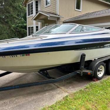 1999 Crownline 20ft boat