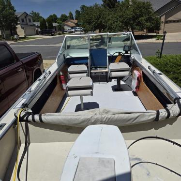 1979 Starcraft 16ft boat