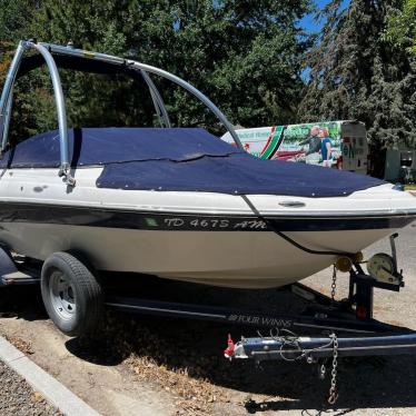 2007 Four Winns 20ft boat