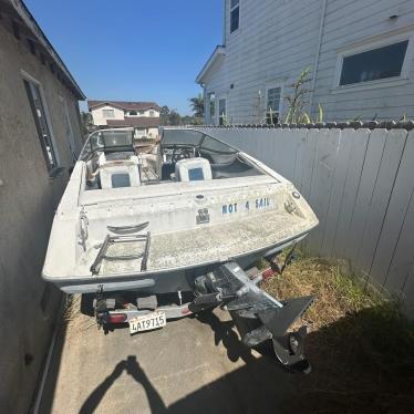 1991 Monterey 18ft boat